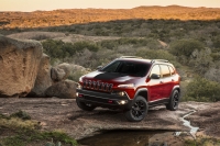 Fahrbericht Jeep Cherokee 3.2 V6 4x4Trailhawk title=