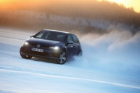 VW Golf R title=
